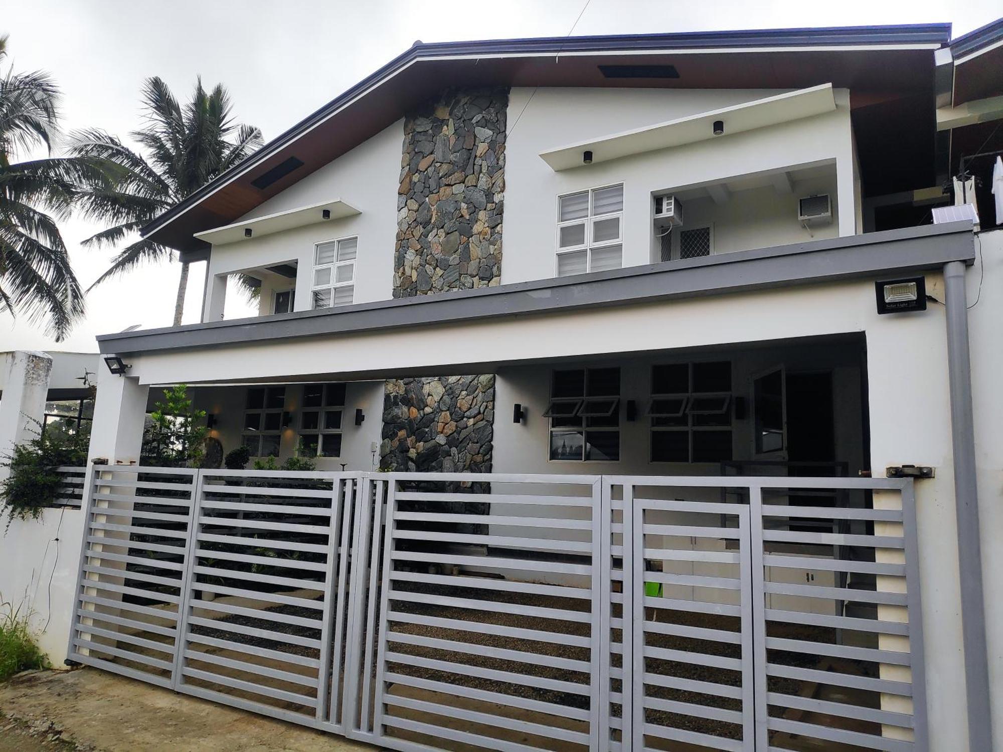 Tagaytay Staycation By Naya And Darla W Free Swimming Pool, Wifi & Netflix Tagaytay City ภายนอก รูปภาพ