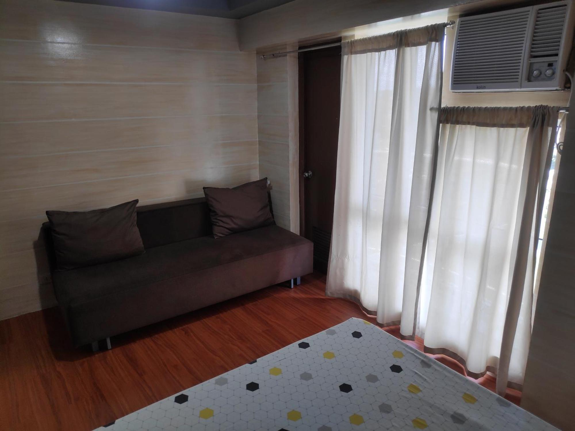 Tagaytay Staycation By Naya And Darla W Free Swimming Pool, Wifi & Netflix Tagaytay City ภายนอก รูปภาพ