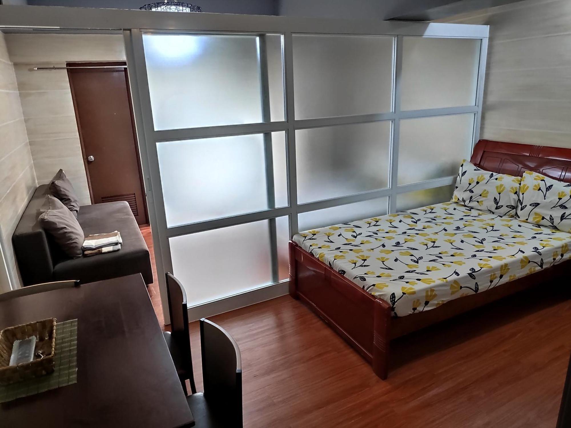 Tagaytay Staycation By Naya And Darla W Free Swimming Pool, Wifi & Netflix Tagaytay City ภายนอก รูปภาพ