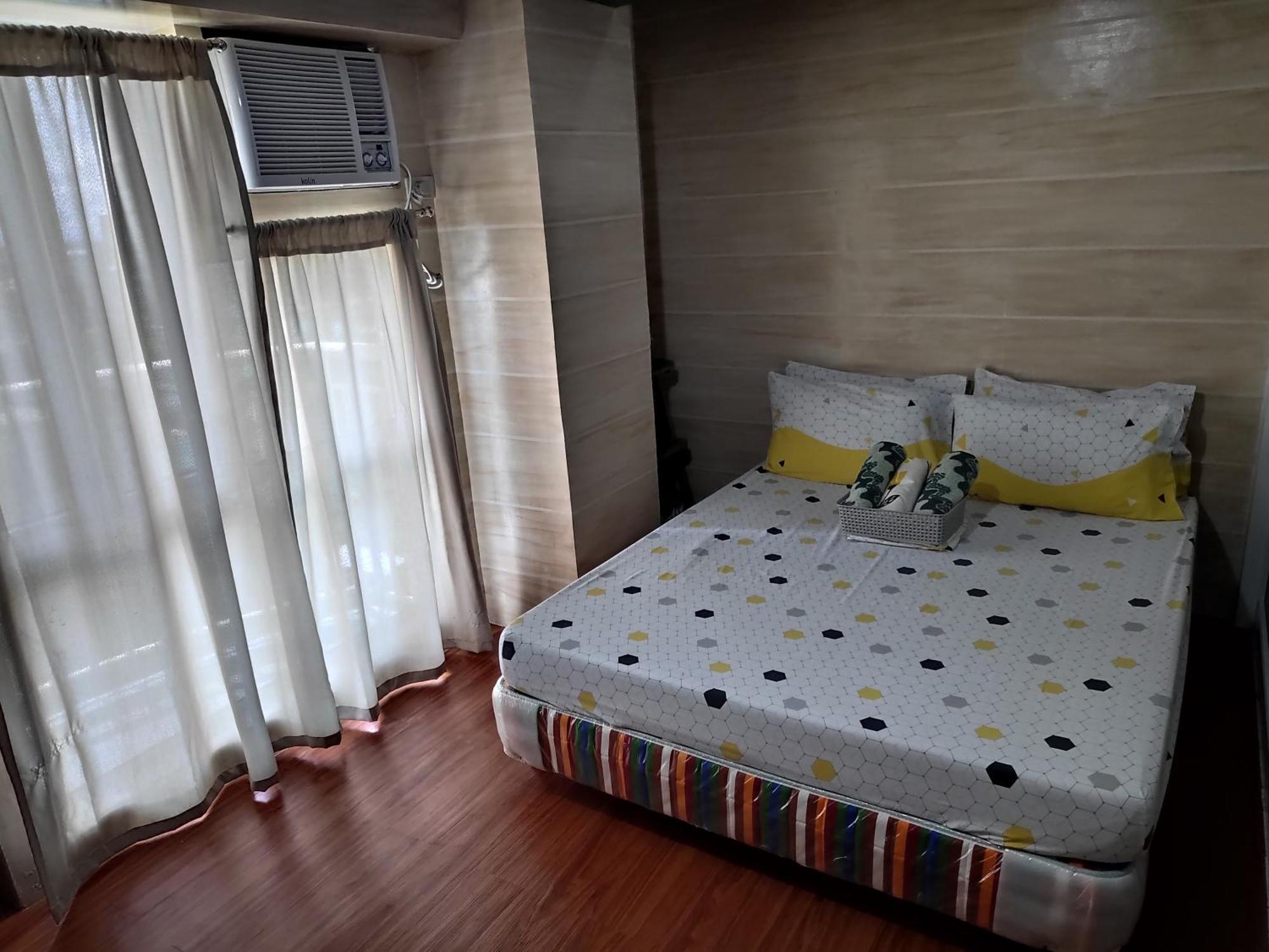 Tagaytay Staycation By Naya And Darla W Free Swimming Pool, Wifi & Netflix Tagaytay City ภายนอก รูปภาพ