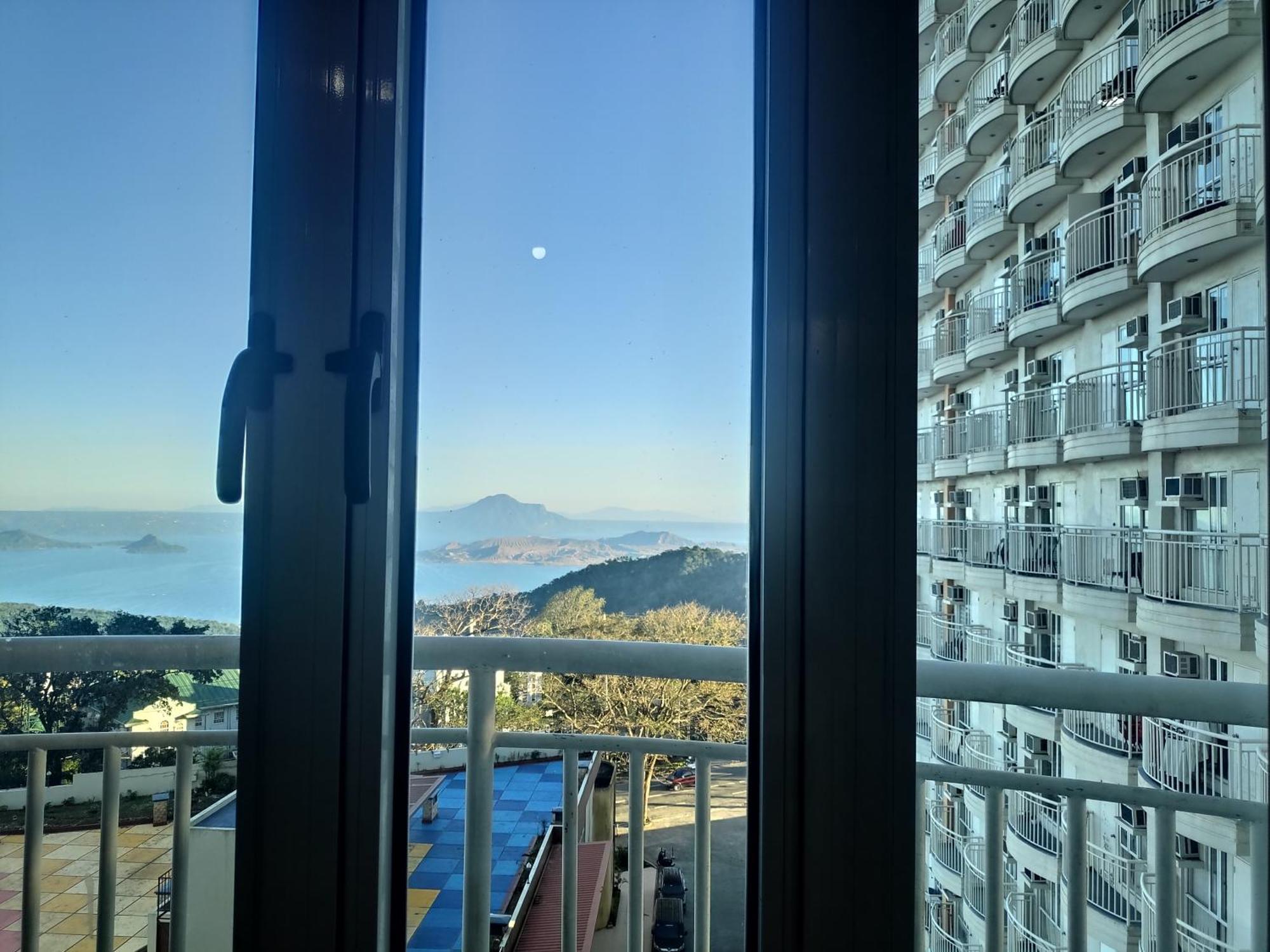 Tagaytay Staycation By Naya And Darla W Free Swimming Pool, Wifi & Netflix Tagaytay City ภายนอก รูปภาพ