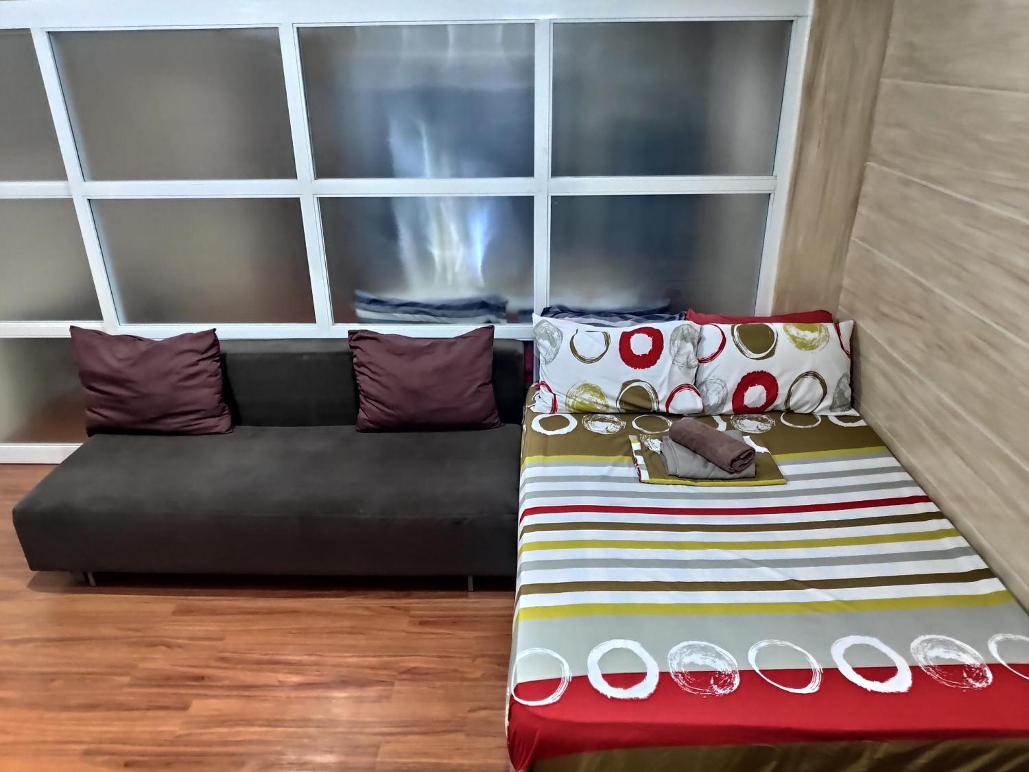 Tagaytay Staycation By Naya And Darla W Free Swimming Pool, Wifi & Netflix Tagaytay City ภายนอก รูปภาพ